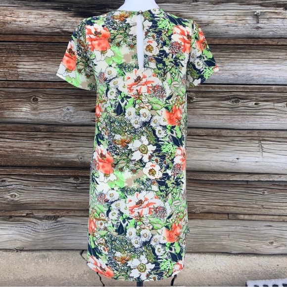 EVERLY ~ Gorgeous Floral Print Shift Dress ~ Size Small - Picture 4 of 5